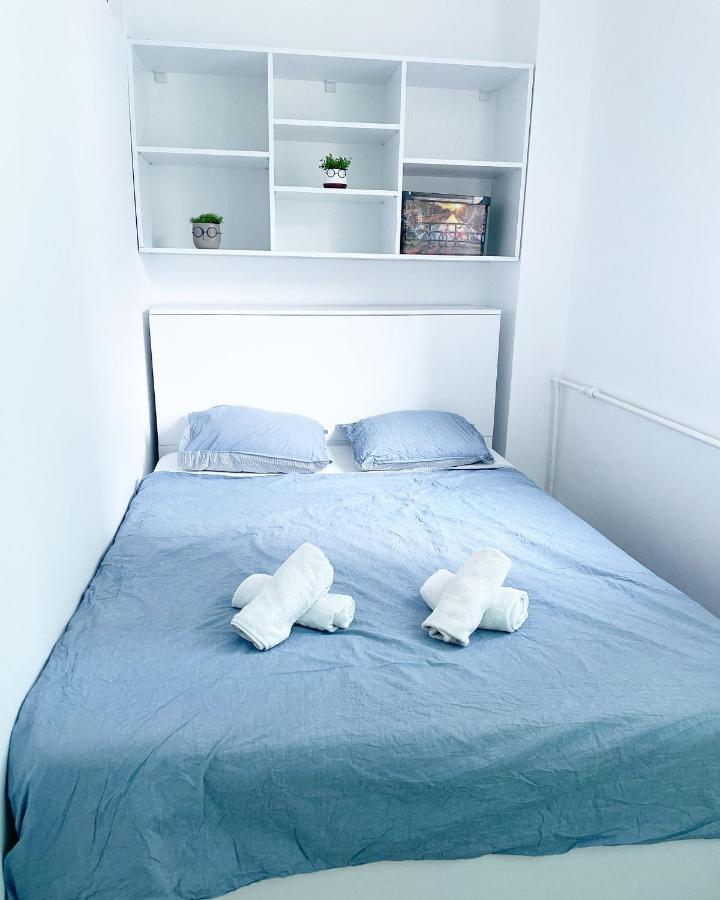 White Apartment Bukurešť Exteriér fotografie