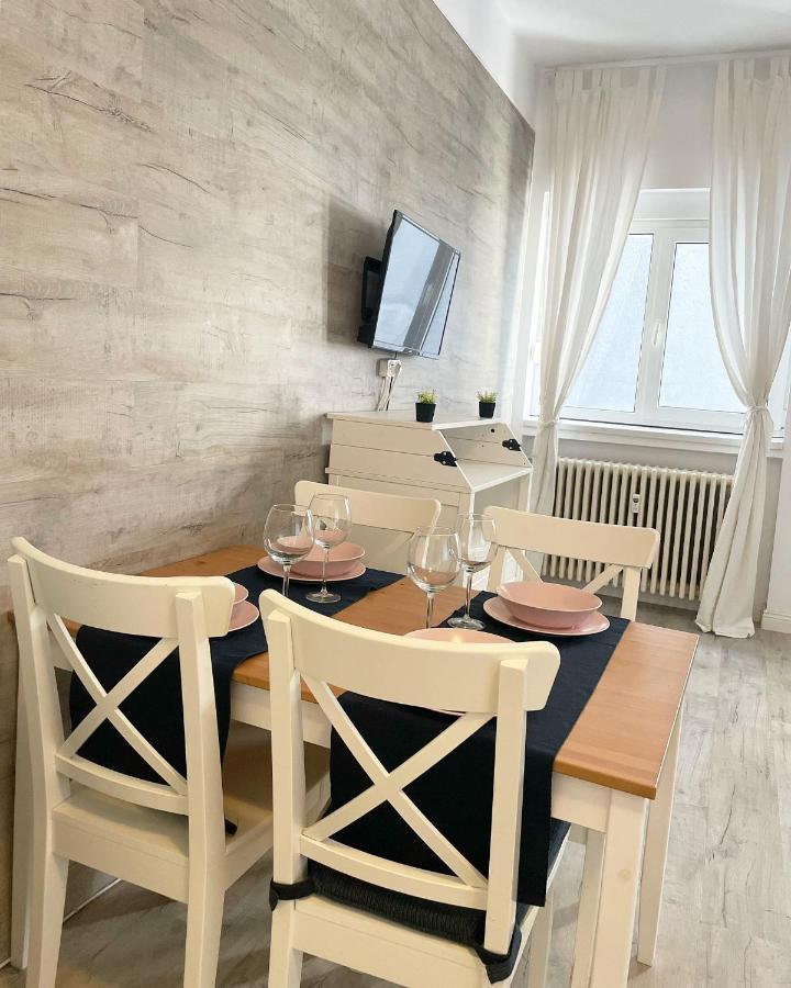 White Apartment Bukurešť Exteriér fotografie
